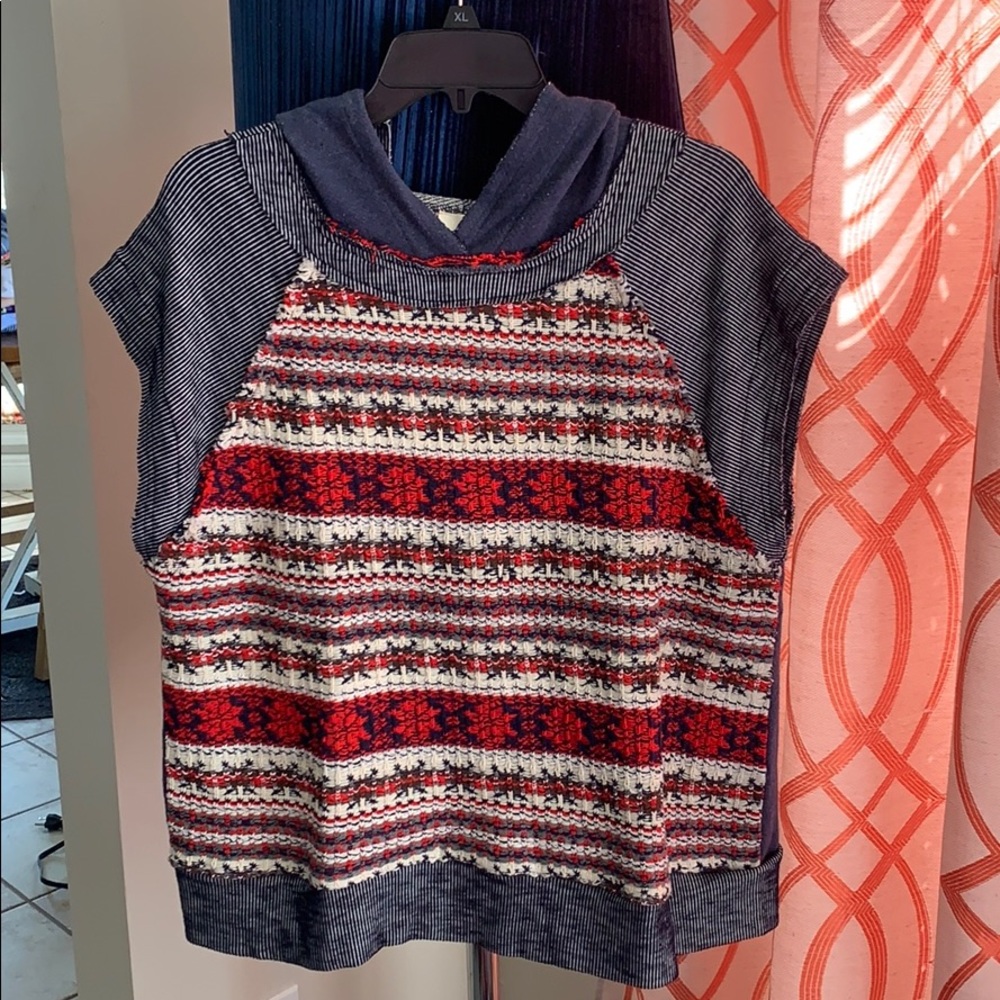 Sweatshirt like top by Oddy large
